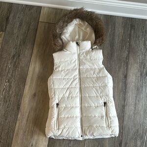 NWT Banana Republic Vest with Detachable Hood